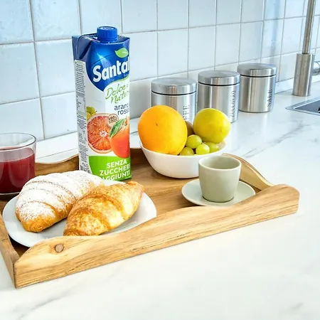 Appartamento Leafy Sunshine, Bilocale In Porta Venezia, Con Metro A 1 Min A Piedi *